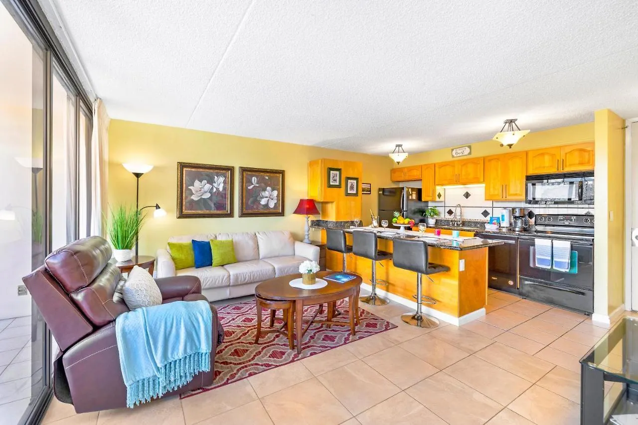 Stylish Condo With Mountain Views In Waikiki Banyan! Χονολουλού Διαμέρισμα
