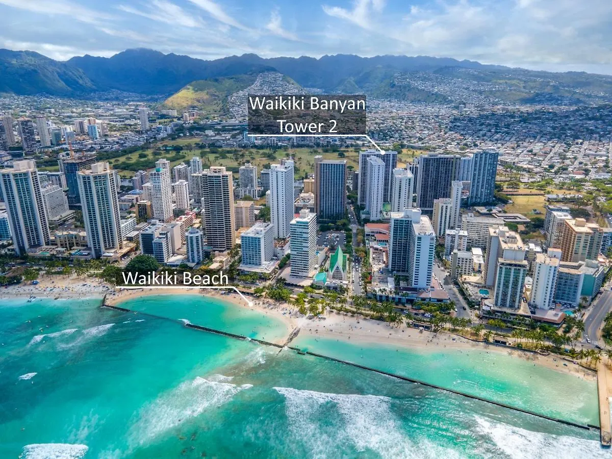 Stylish Condo With Mountain Views In Waikiki Banyan! Honolulu