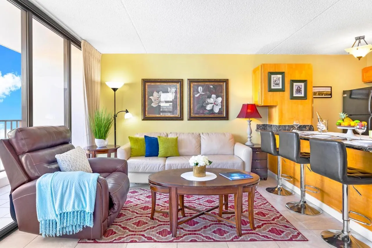 Stylish Condo With Mountain Views In Waikiki Banyan! Honolulu 0*,  United States