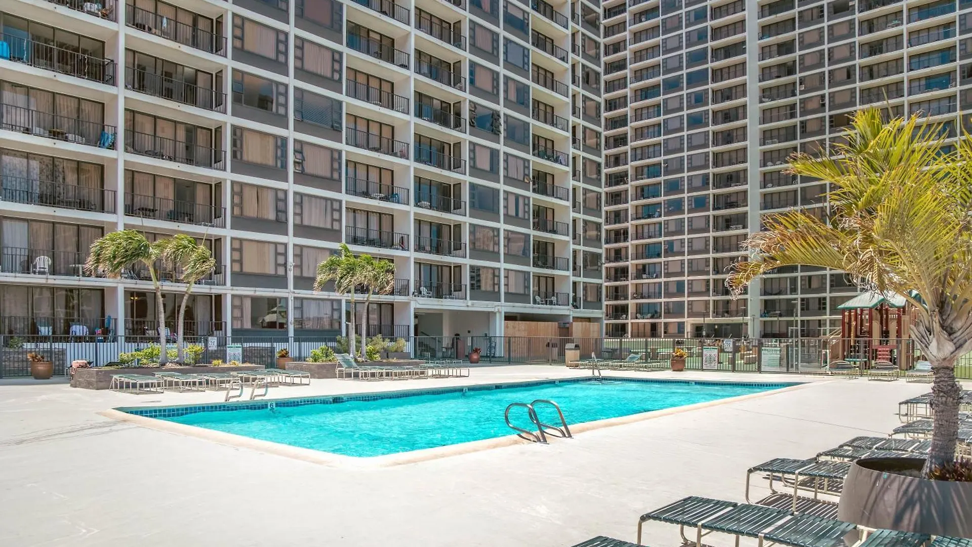 Apartment Stylish Condo With Mountain Views In Waikiki Banyan! Honolulu United States